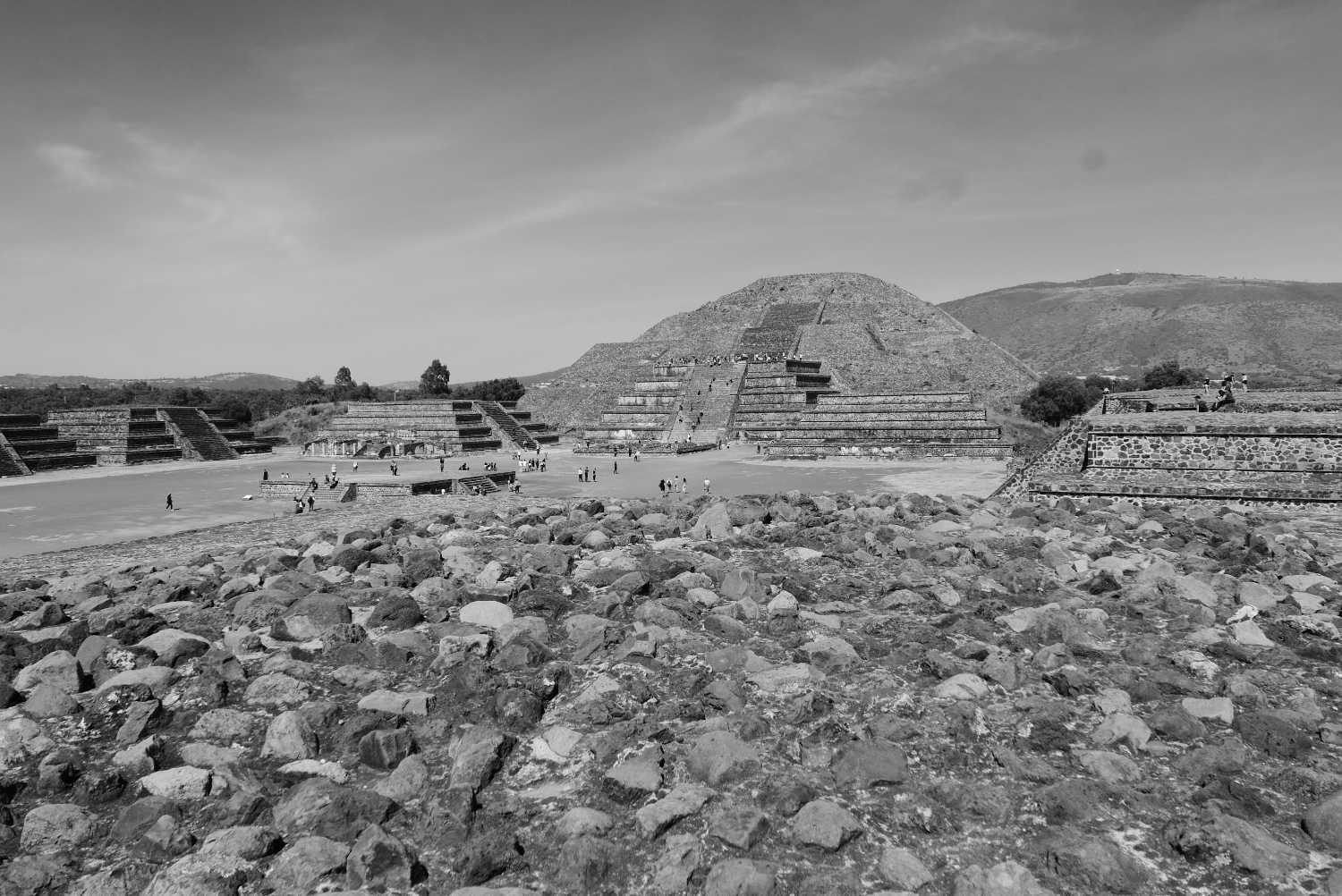 Overview of square in front of Pyramid of the Moon in Teotihuacan