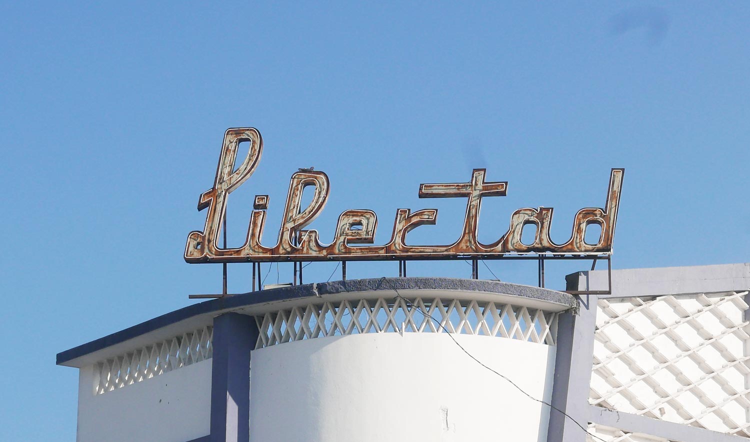 Libertad sign in San Salvador