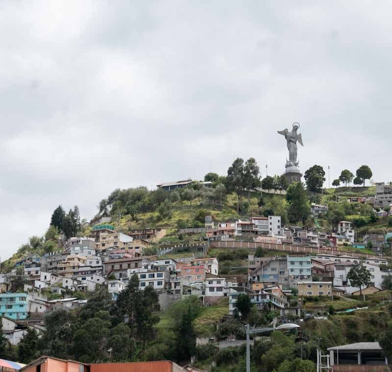 Virgen del Lanecillo above Quito centre