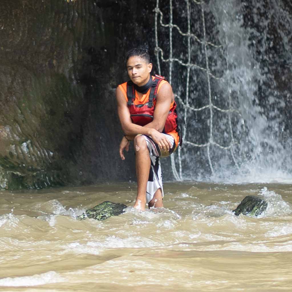 Rescue swimmer in Rio Claro reserve