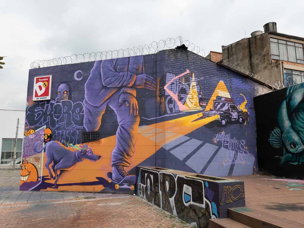 Street art Bogota: Running man